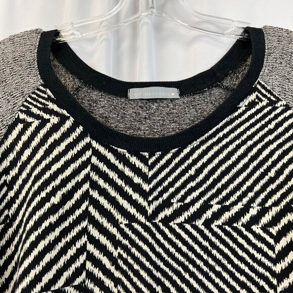 Olivia Moon Women’s Scoop Neck Mixed Fabric Sweater Black/Multi Hi-Low XL - Picture 3 of 10